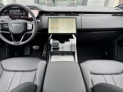 New 2026 Land Rover Range Rover Sport Dynamic SE