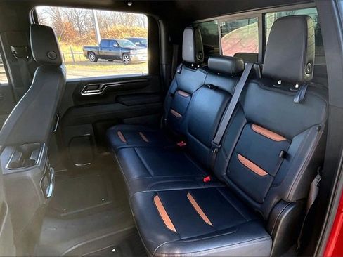Used 2024 GMC Sierra 2500 AT4 w/ AT4 Premium Plus Package image 23