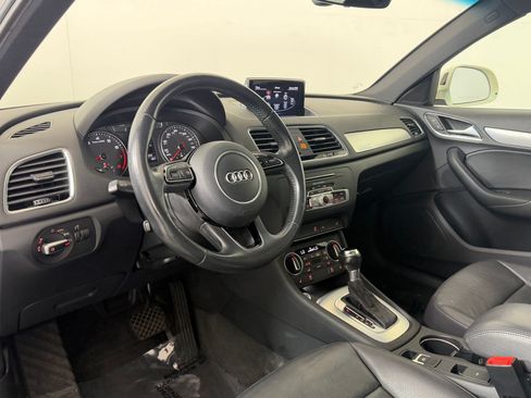 Used 2016 Audi Q3 2.0T Premium Plus w/ Technology Package AWD/4WD image 4