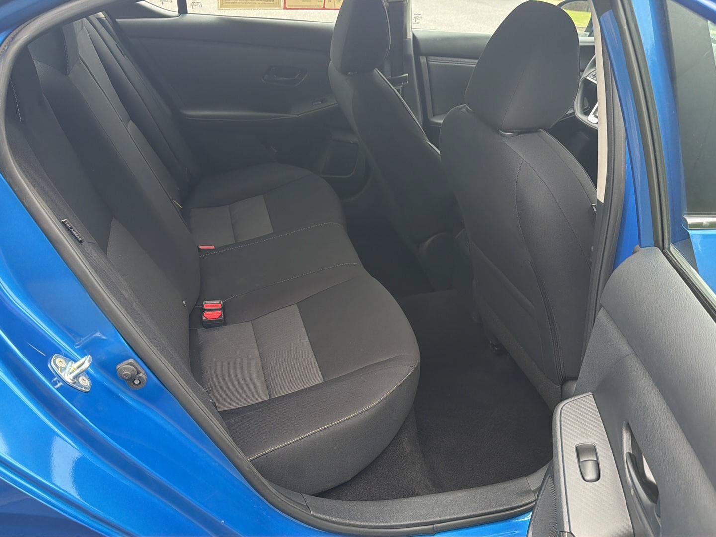 Used 2025 Nissan Sentra SV FWD image 12