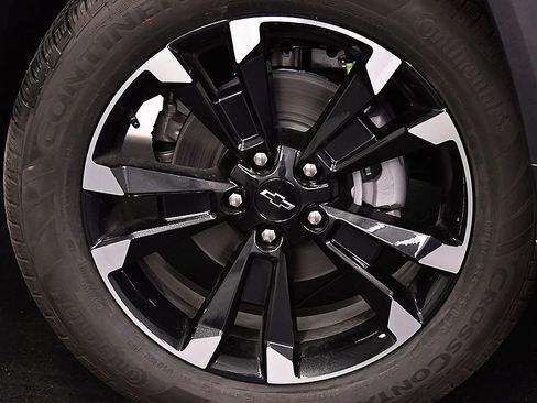 New 2026 Chevrolet Equinox RS AWD/4WD image 9