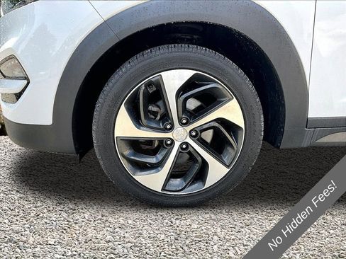 Used 2016 Hyundai Tucson Limited w/ Option Group 03 AWD/4WD image 9