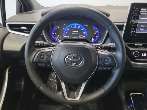 Used 2019 Toyota Corolla XSE FWD image 17