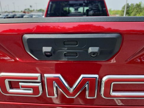 New 2026 GMC Sierra 2500 AT4 w/ AT4 Premium Plus Package AWD/4WD image 9