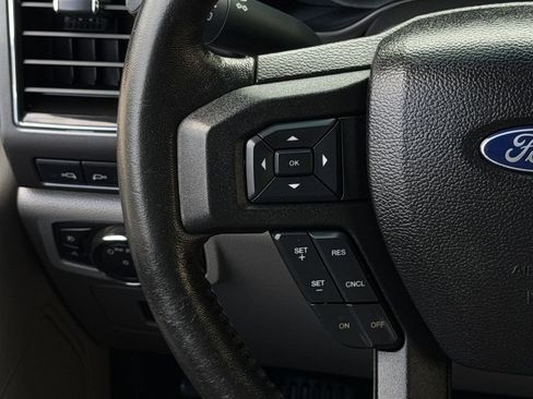 Used 2017 Ford F150 XLT w/ Equipment Group 301A Mid AWD/4WD image 15