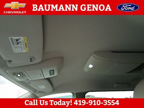 Used 2013 Chrysler Town & Country Touring-L w/ Premium Group FWD image 21