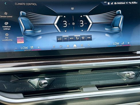 New 2026 BMW X5 sDrive40i w/ M Sport Package image 13