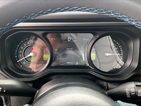 Used 2024 Jeep Wrangler Unlimited Rubicon 4xe AWD/4WD image 13