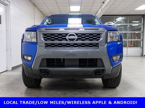 Used 2025 Nissan Frontier SV w/ SV Convenience Package image 2