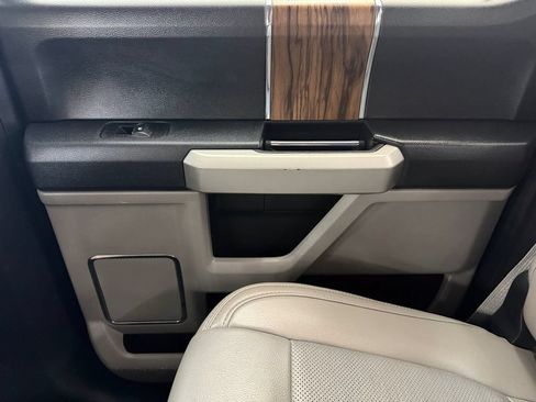 Used 2020 Ford F150 Lariat RWD image 48