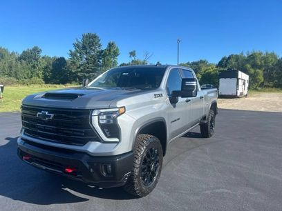 New 2026 Chevrolet Silverado 2500 LT w/ Trail Boss Package
