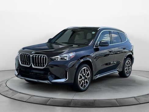 Certified 2025 BMW X1 xDrive28i w/ Technology Package image 3
