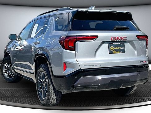 Used 2026 GMC Terrain AT4 w/ Convenience Package III AWD/4WD image 4