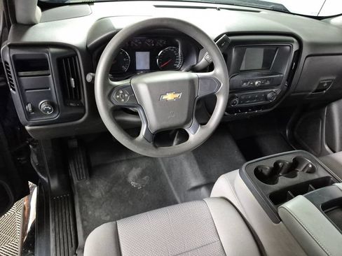 Used 2018 Chevrolet Silverado 1500 W/T w/ Chrome Bumper Package RWD image 10