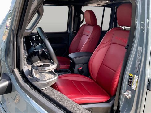 Used 2024 Jeep Wrangler Unlimited Rubicon 392 AWD/4WD image 8
