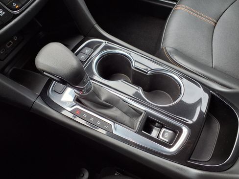 Certified 2022 Chevrolet Equinox Premier image 28