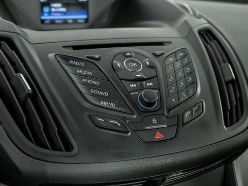 Used 2015 Ford C-MAX SE image 28