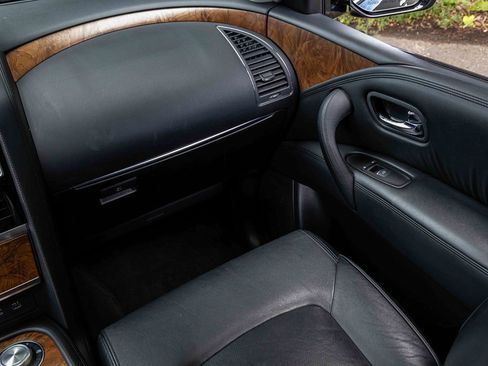 Certified 2023 Nissan Armada SL image 19