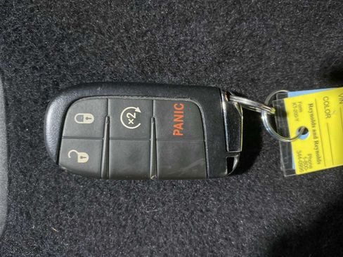 Used 2022 Jeep Compass Latitude AWD/4WD image 20
