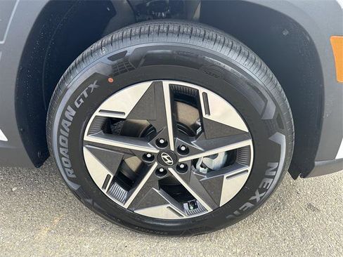 New 2025 Hyundai Tucson SEL image 12