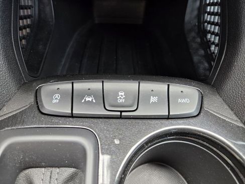 Used 2023 Chevrolet TrailBlazer LS AWD/4WD image 27