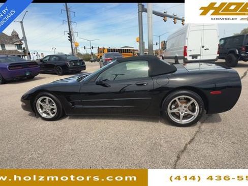 Used 2001 Chevrolet Corvette Convertible w/ Preferred Equipment Group2 RWD image 6