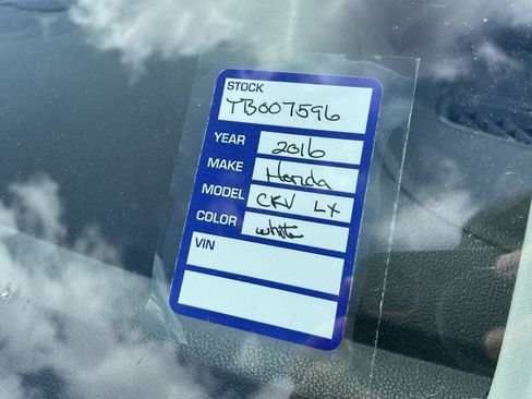 Used 2016 Honda CR-V LX image 10