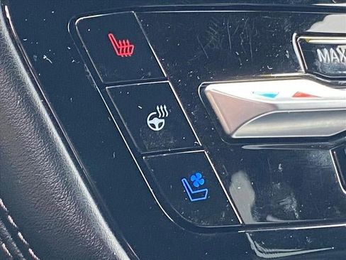 Used 2023 Ford Explorer Platinum w/ Technology Package image 19