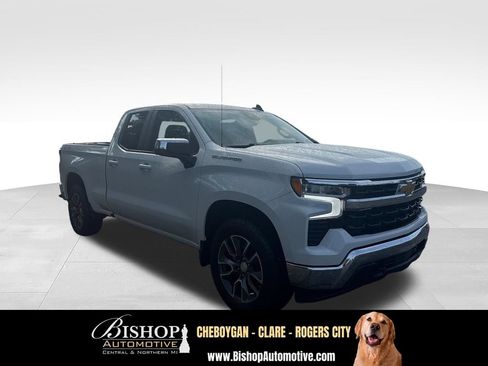 Used 2023 Chevrolet Silverado 1500 LT AWD/4WD image 13