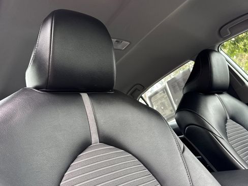 Certified 2023 Toyota Camry SE FWD image 18