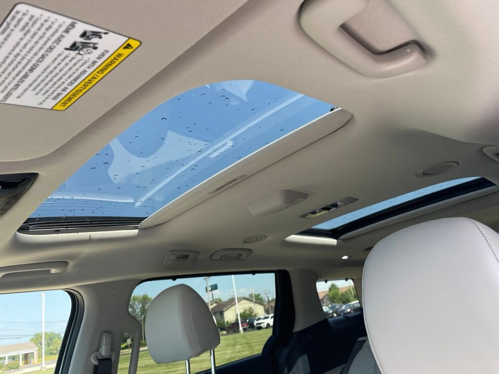 New 2027 Kia Carnival SX Prestige FWD image 10