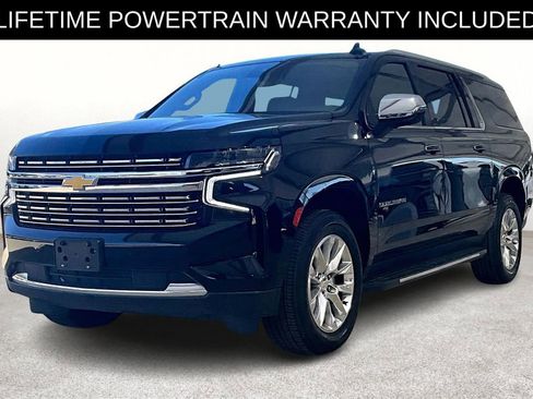 Used 2024 Chevrolet Suburban Premier image 10