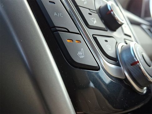 Used 2014 Hyundai Elantra GT image 24