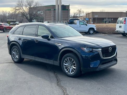 Used 2025 MAZDA CX-90 3.3 Turbo w/ Preferred Package AWD/4WD image 4