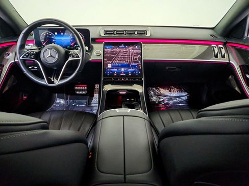 Certified 2022 Mercedes-Benz S 500 S 500 w/ AMG Line Package image 18