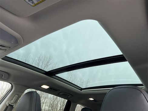 New 2026 Subaru Ascent Limited Bronze image 8