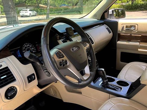 Used 2019 Ford Flex Limited w/ Equipment Group 303A AWD/4WD image 14