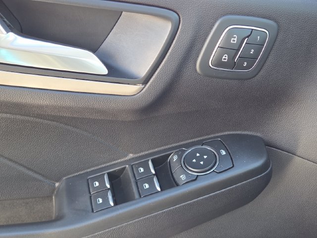 Used 2021 Ford Escape SEL w/ Technology Package AWD/4WD image 27