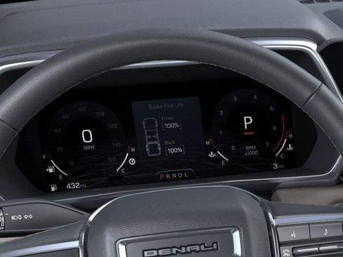 New 2026 GMC Canyon Denali w/ LPO, Denali Black Edition AWD/4WD image 18