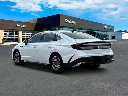 New 2025 Hyundai Sonata SEL FWD image 5