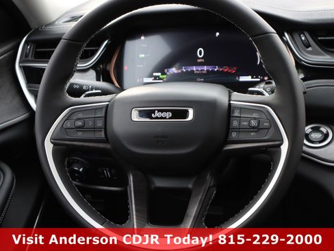 New 2023 Jeep Grand Cherokee 4WD 4xe image 17