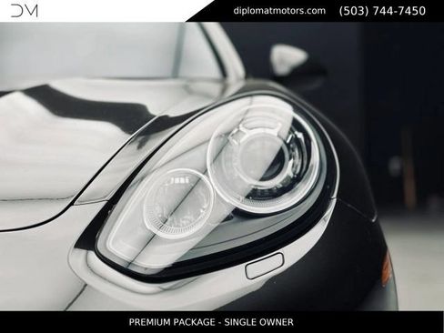 Used 2014 Porsche Panamera 4 AWD/4WD image 12