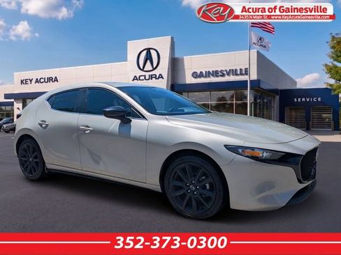 Used 2024 MAZDA MAZDA3 s FWD image 1