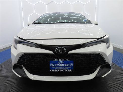 Used 2024 Toyota Corolla SE FWD image 3