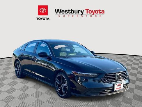 Used 2024 Honda Accord Sport image 1
