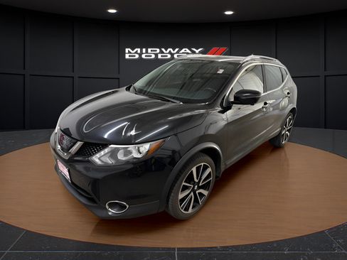 Used 2017 Nissan Rogue Sport SL w/ SL Premium Package AWD/4WD image 2