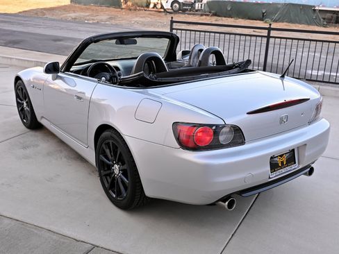 Used 2002 Honda S2000 image 5