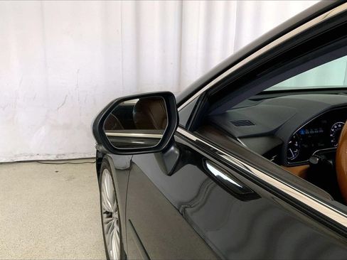 Used 2020 Toyota Avalon Limited FWD image 10