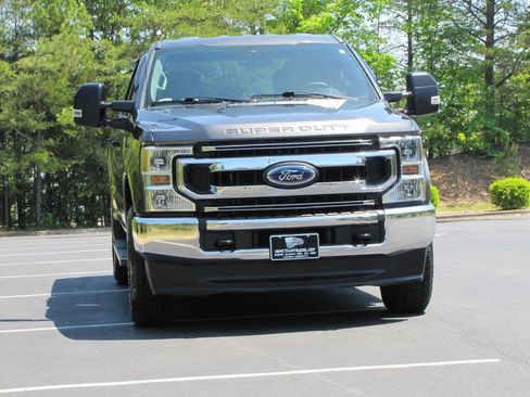 Used 2020 Ford F250 XL w/ STX Appearance Package image 8