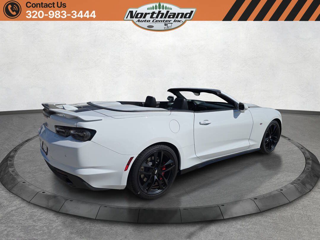 Used 2023 Chevrolet Camaro SS RWD image 5